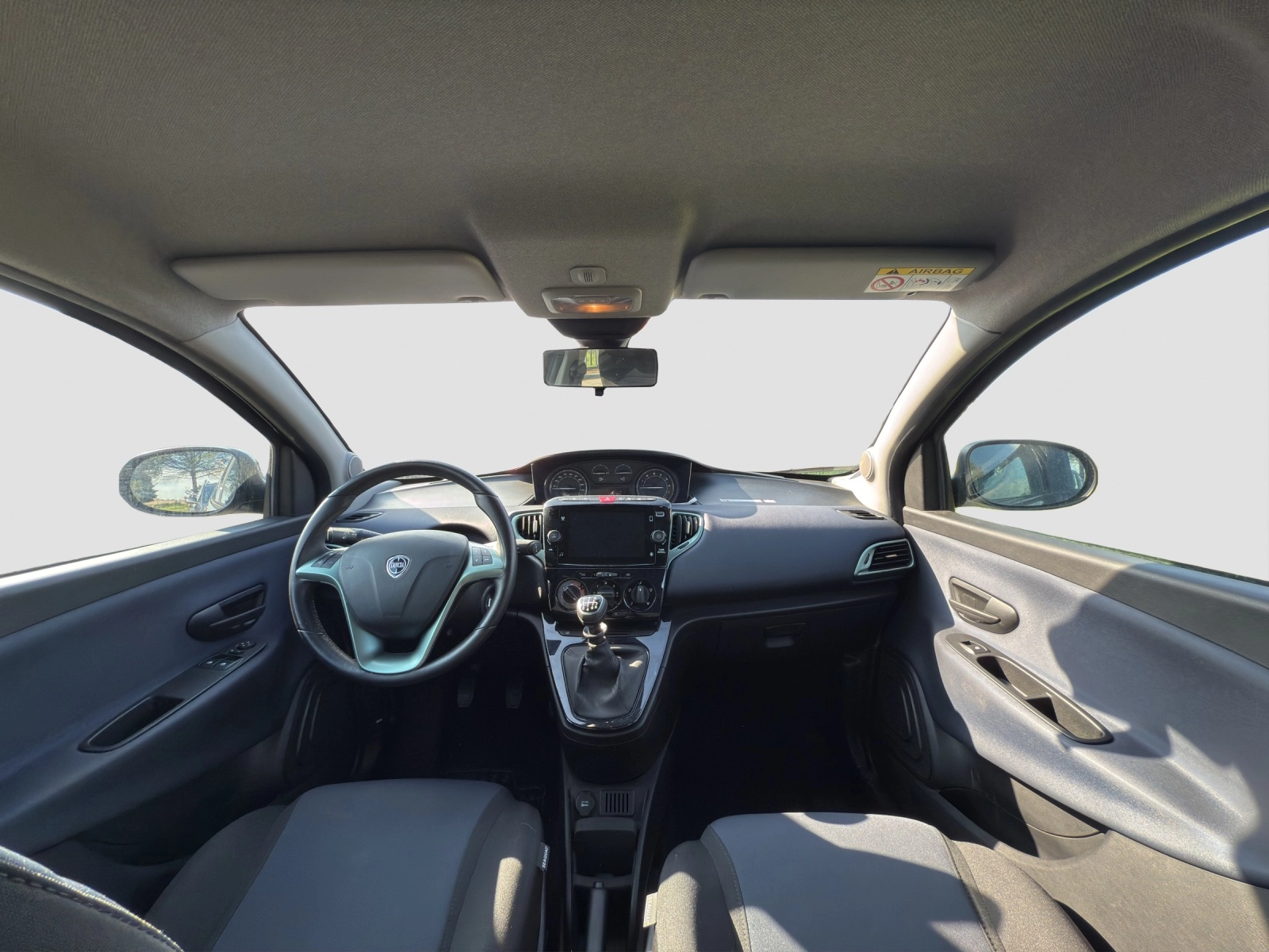 Immagine 12 Lancia Ypsilon