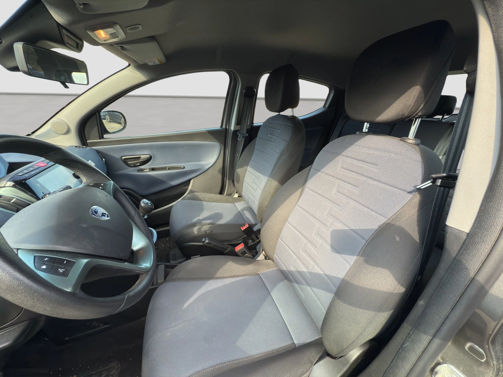 Immagine 10 Lancia Ypsilon