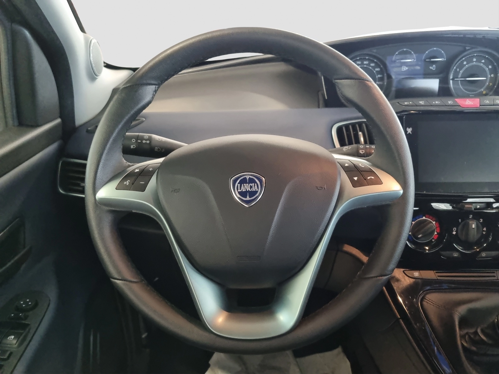 Immagine 16 Lancia Ypsilon