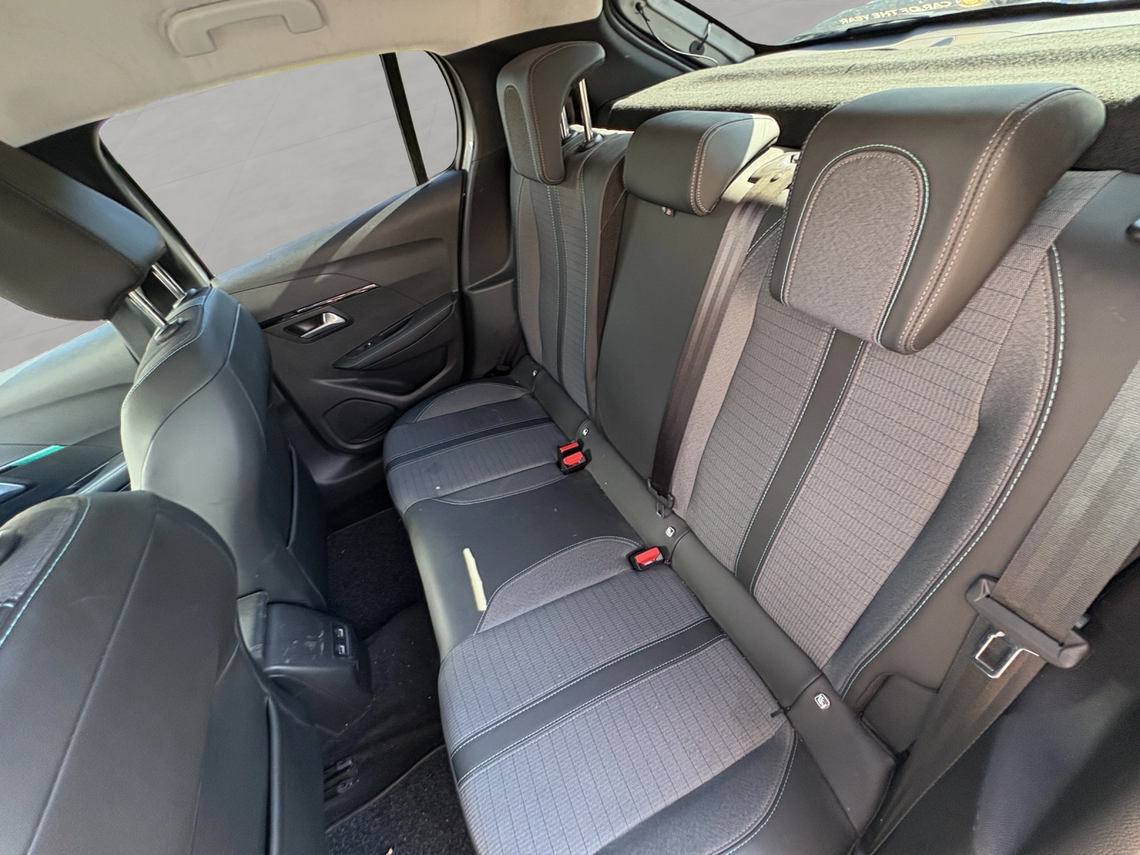 Immagine 10 Peugeot 208