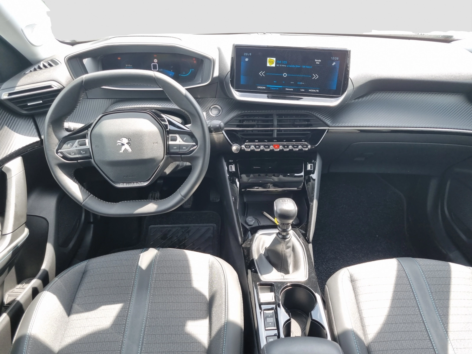 Immagine 13 Peugeot 2008