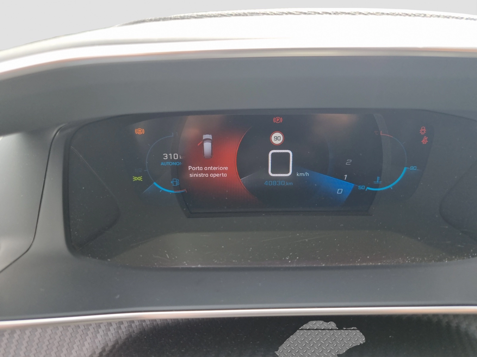 Immagine 18 Peugeot 2008