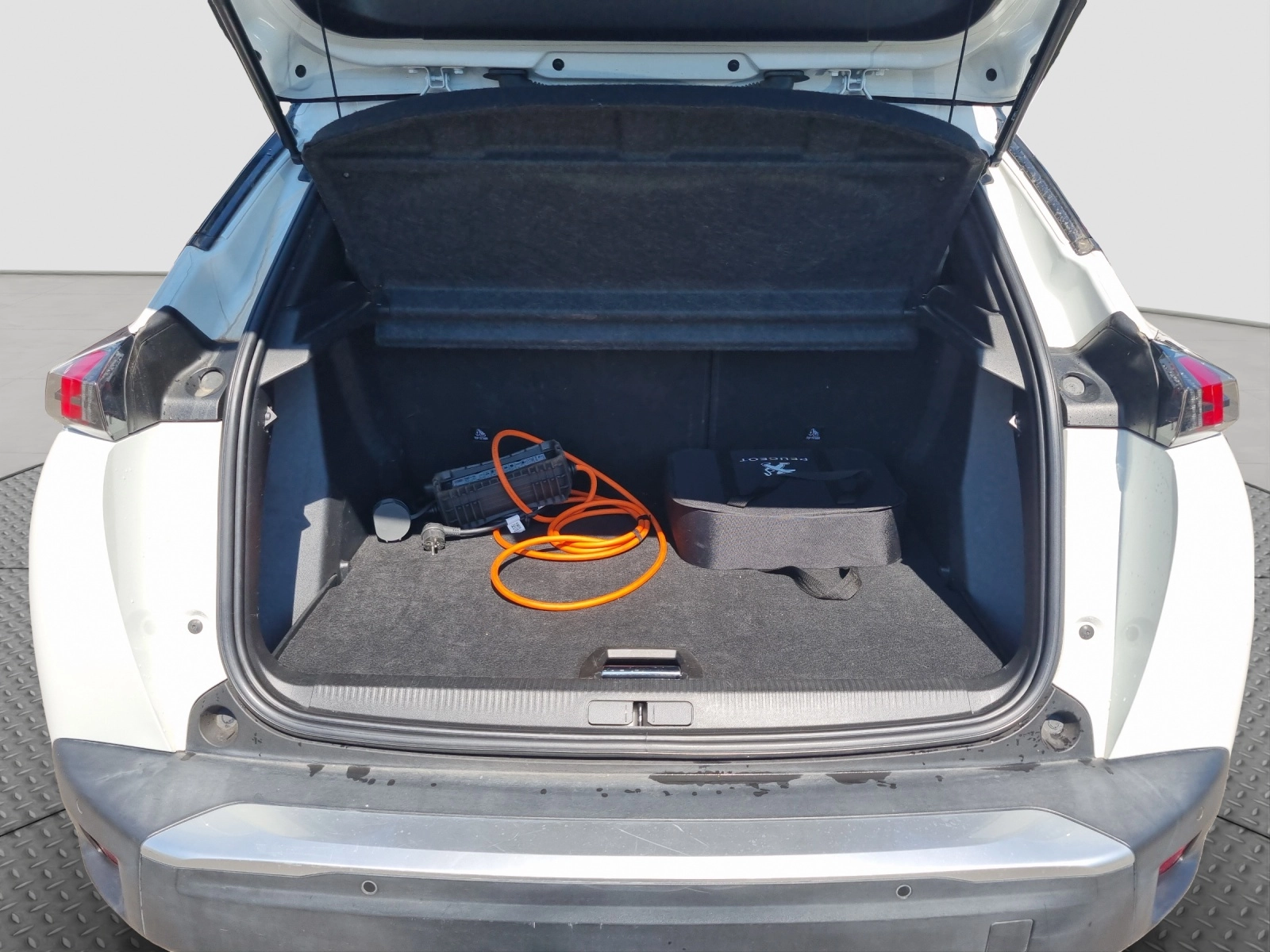 Immagine 11 Peugeot 2008