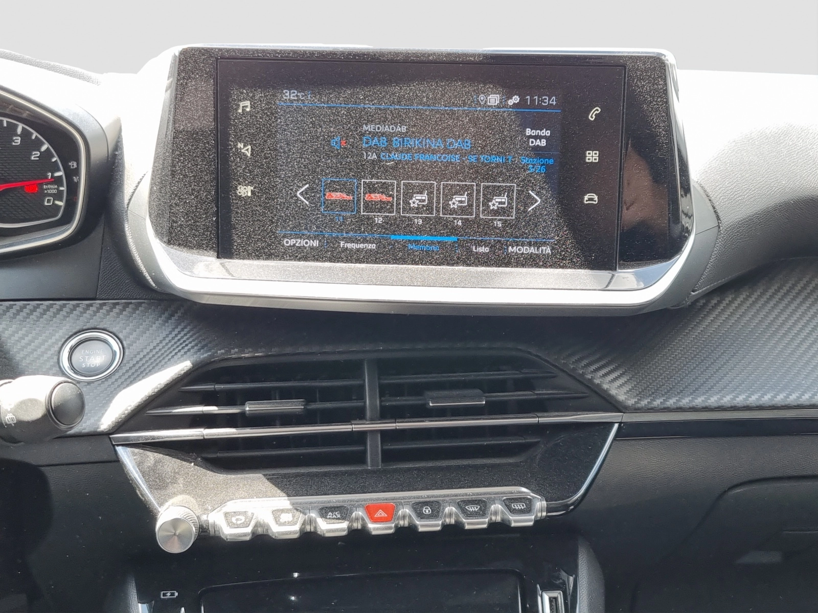 Immagine 15 Peugeot 2008