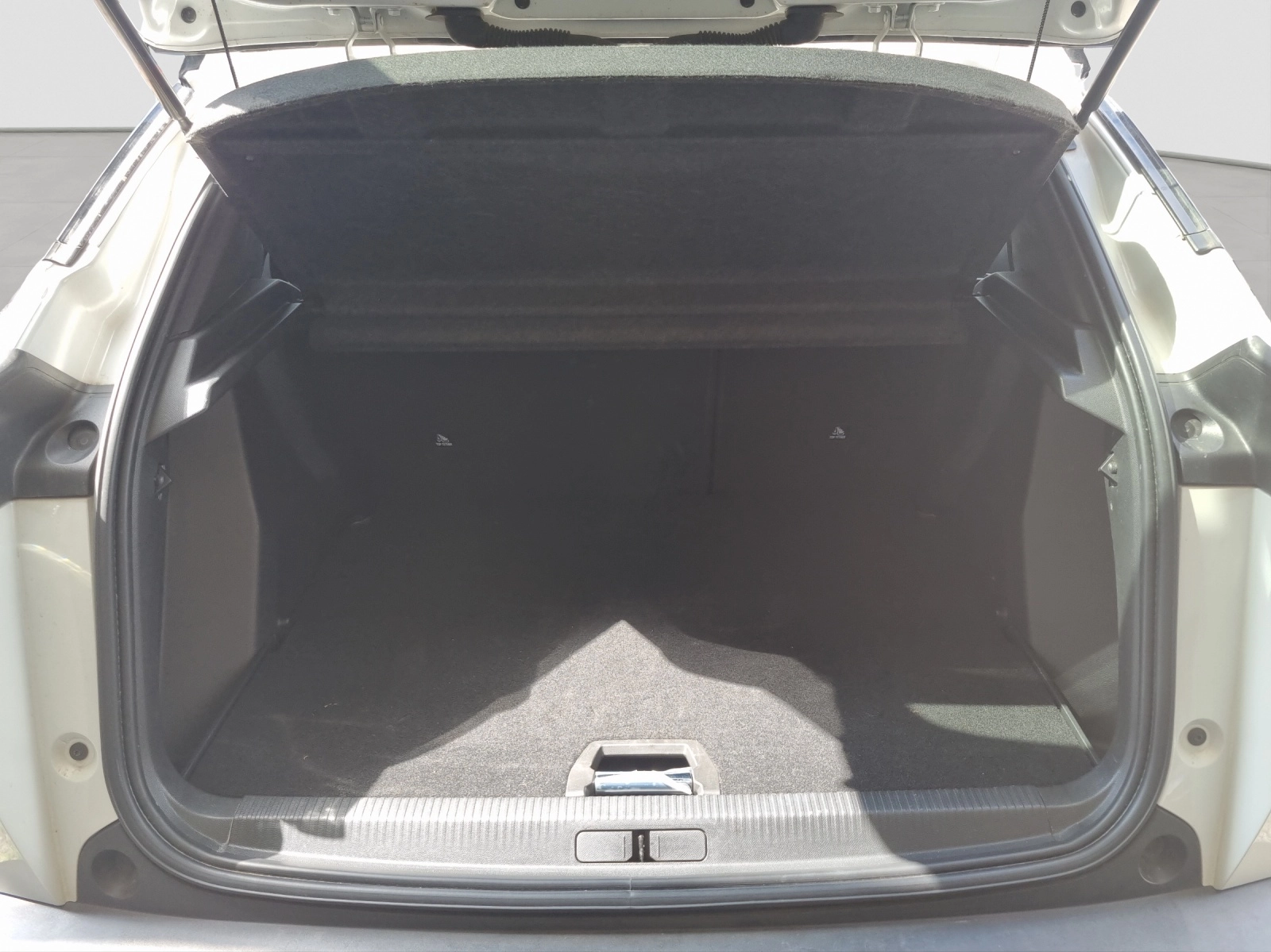 Immagine 11 Peugeot 2008