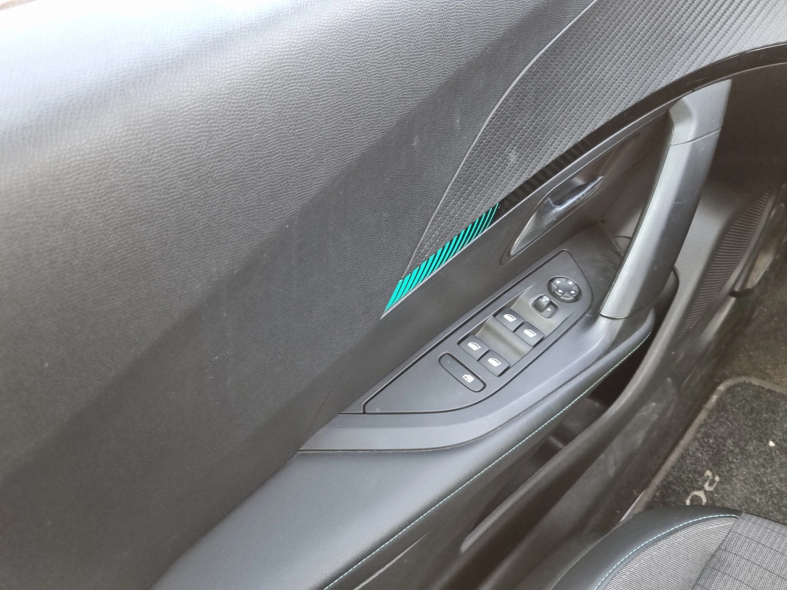 Immagine 17 Peugeot 2008