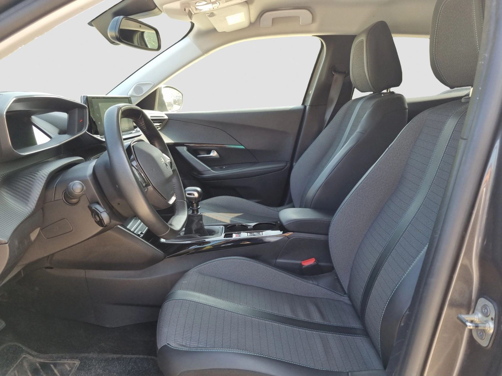 Immagine 9 Peugeot 2008