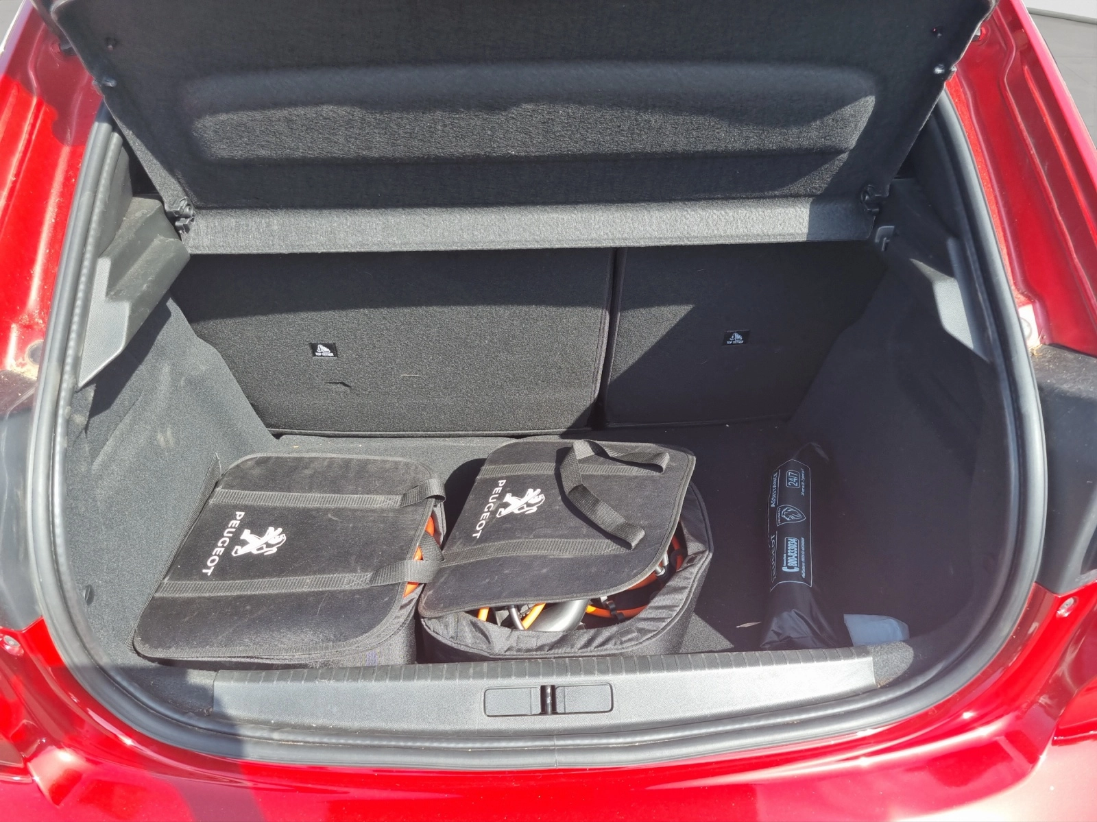 Immagine 11 Peugeot 208