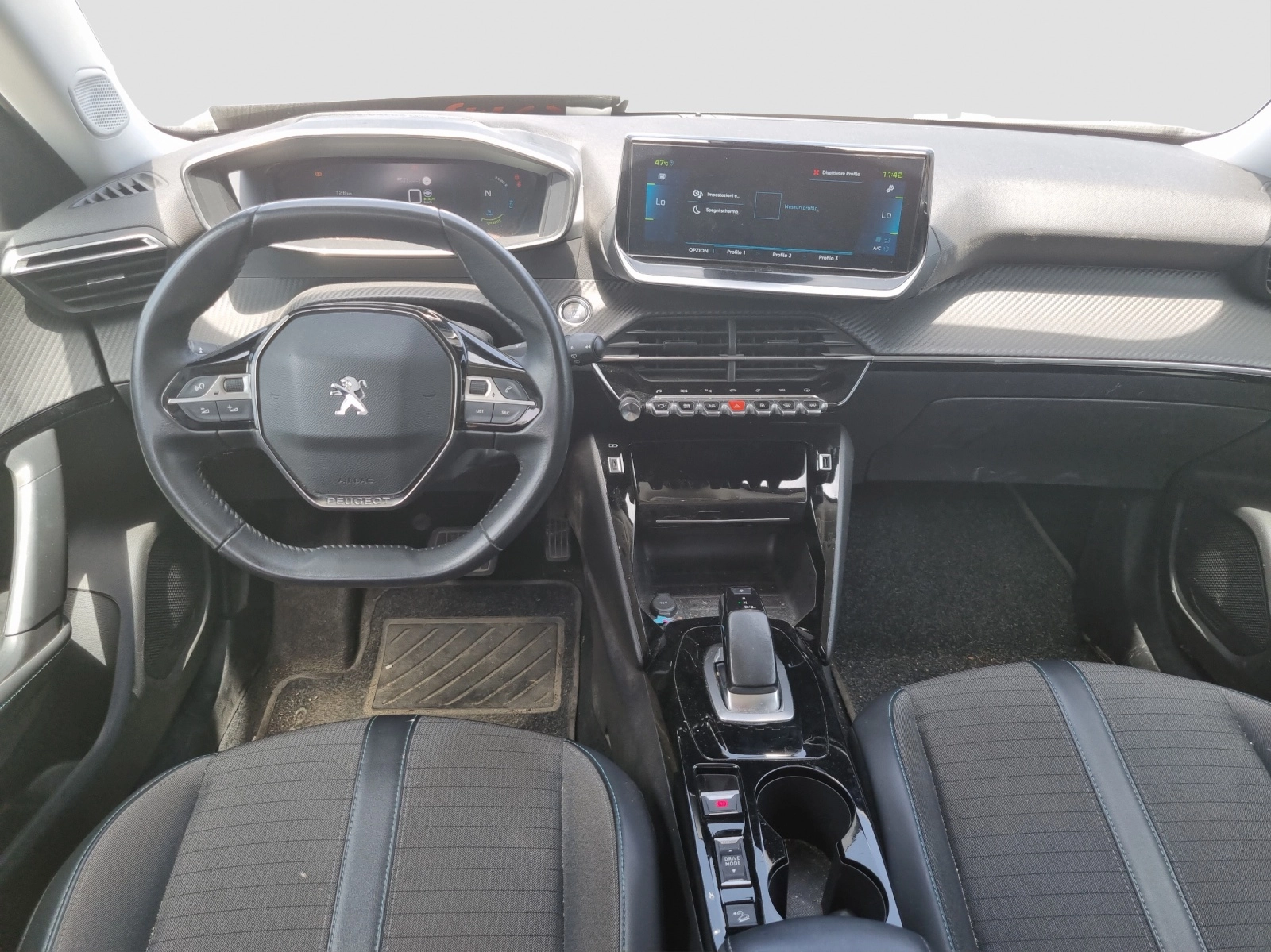 Immagine 13 Peugeot 2008