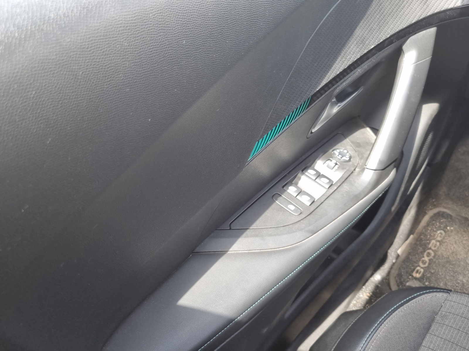 Immagine 17 Peugeot 2008