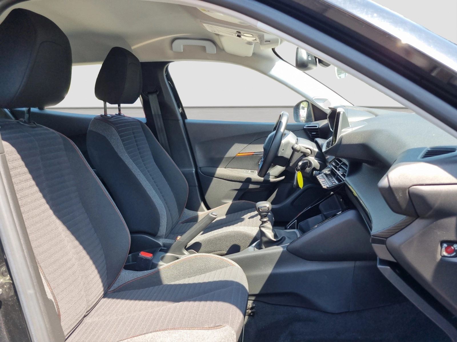 Immagine 12 Peugeot 2008