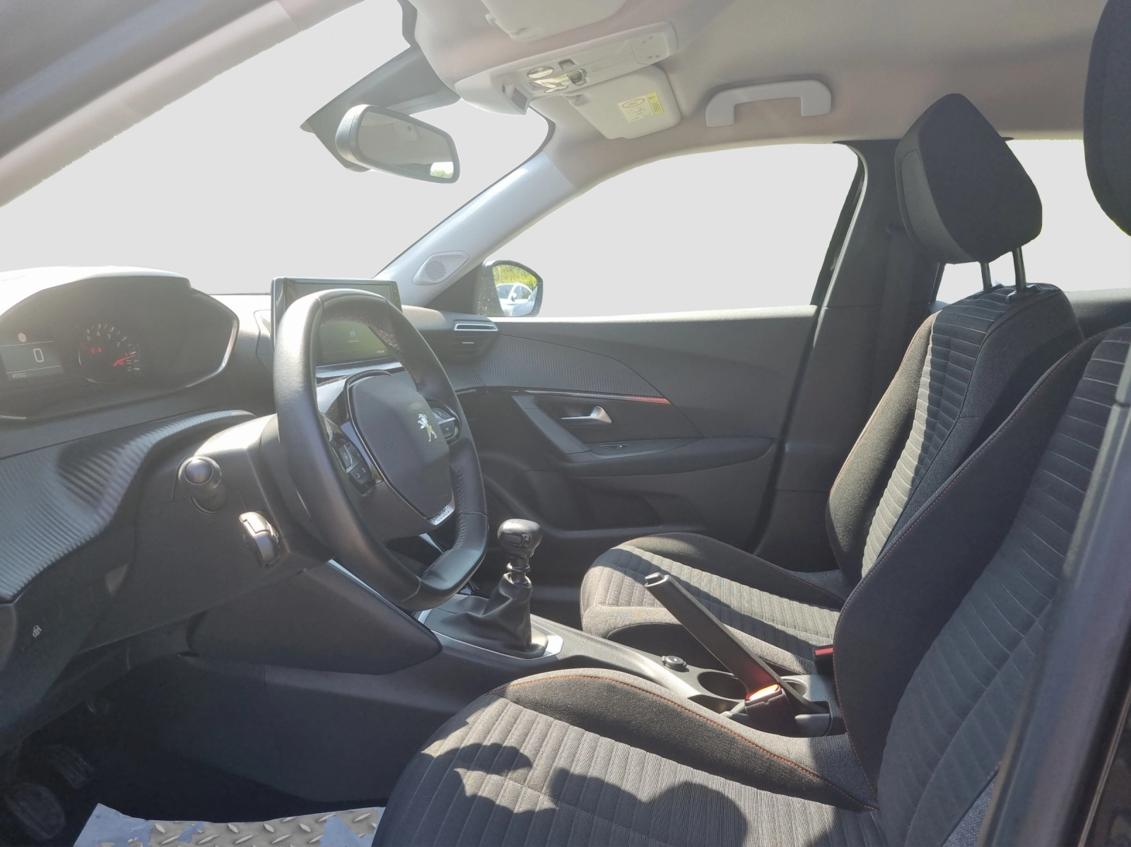 Immagine 9 Peugeot 2008