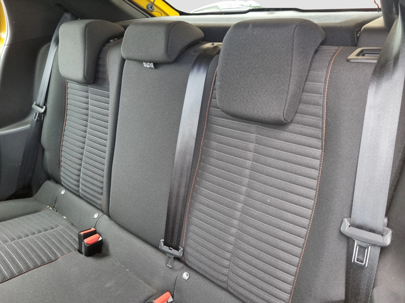 Immagine 10 Peugeot 208