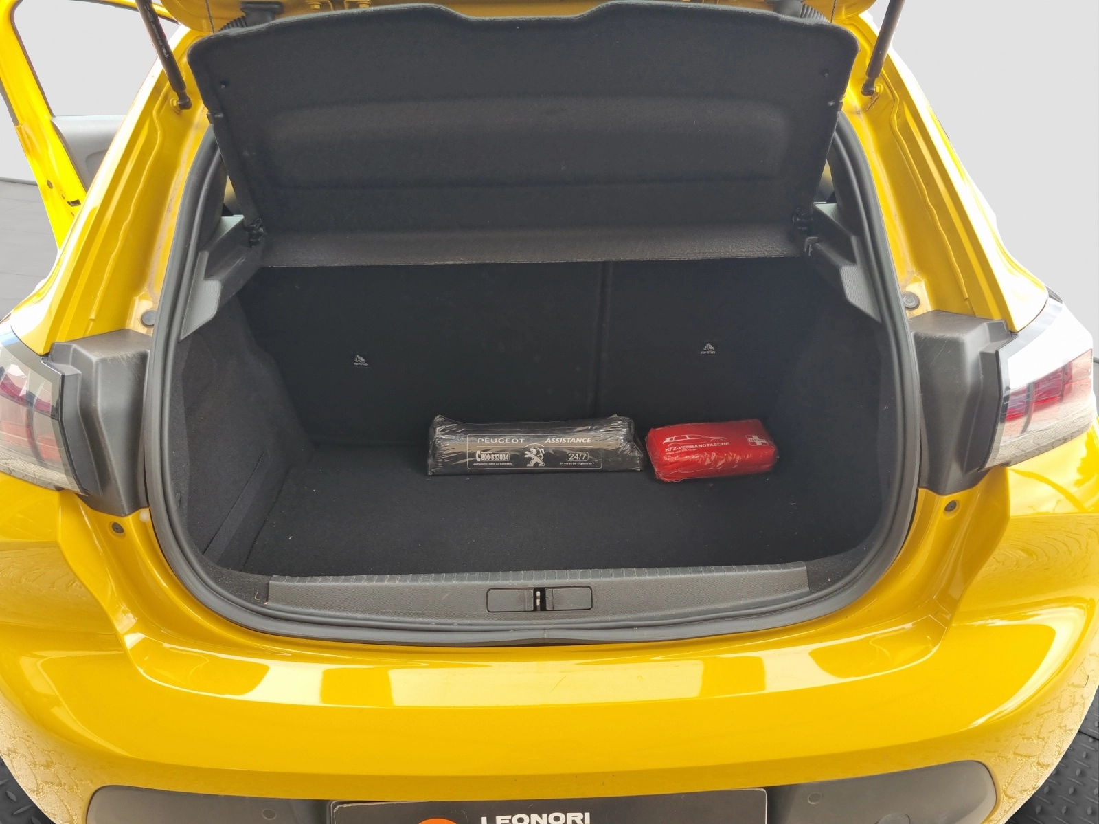 Immagine 11 Peugeot 208