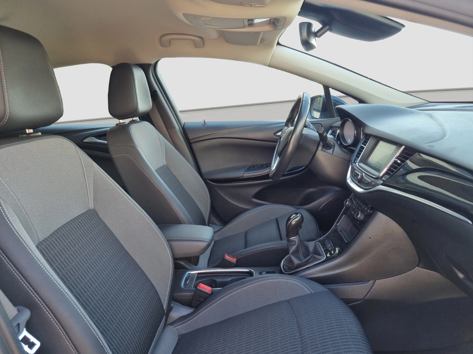 Immagine 12 Opel Astra