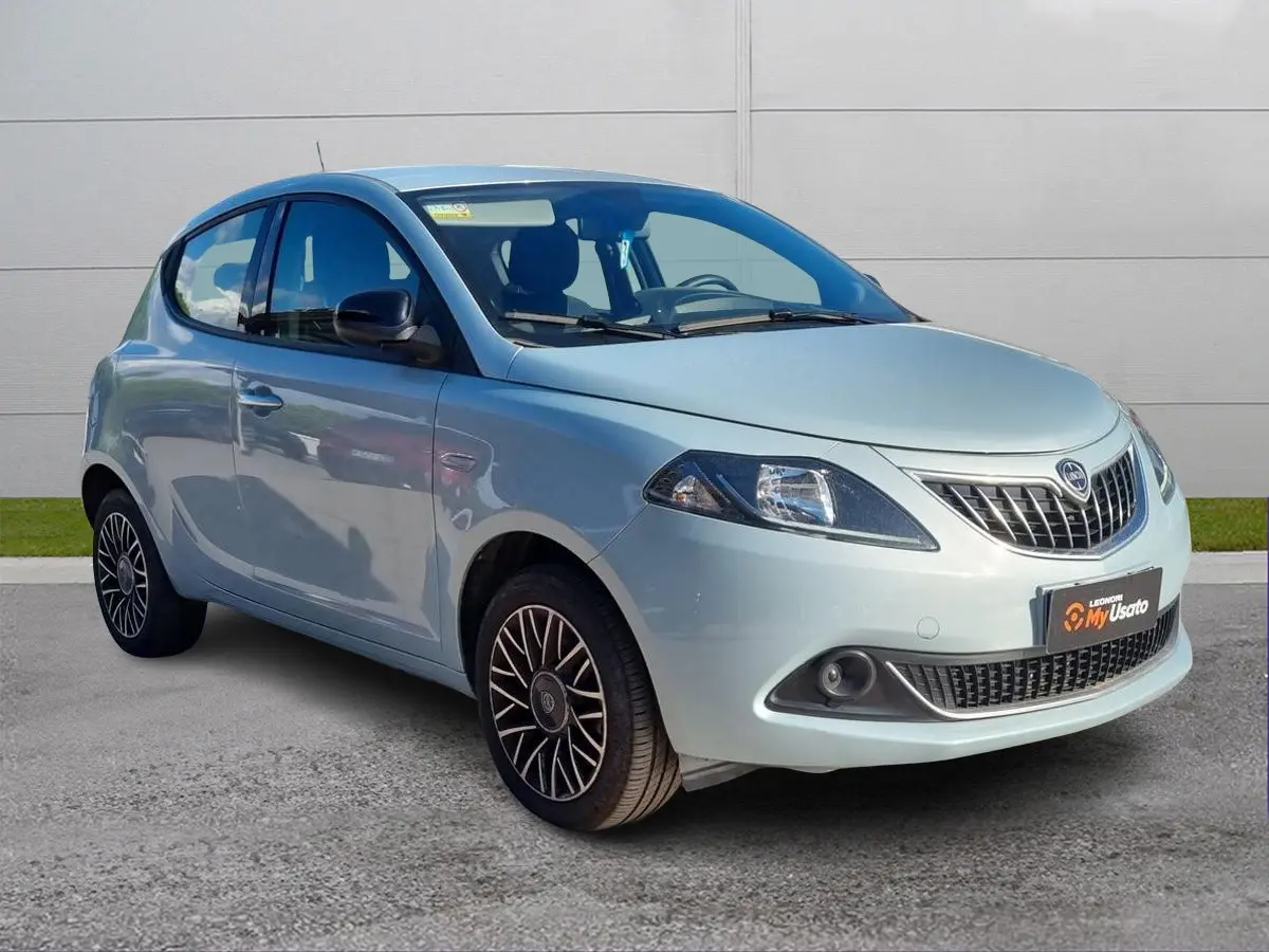 Foto 1 Lancia Ypsilon
