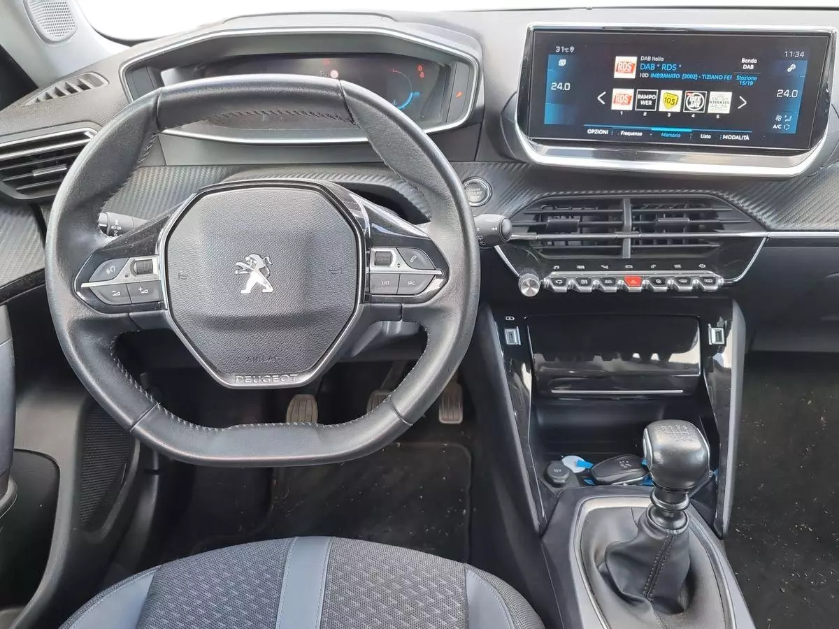 Immagine 9 Peugeot 2008