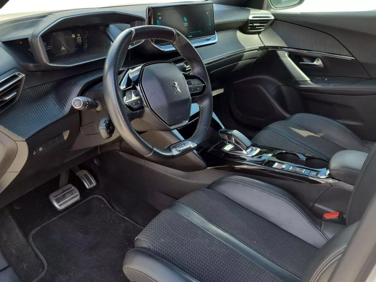 Immagine 9 Peugeot 2008