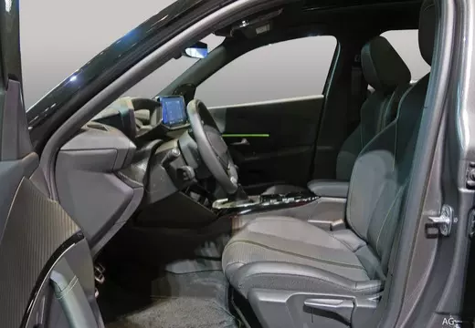 Immagine 10 Peugeot 2008