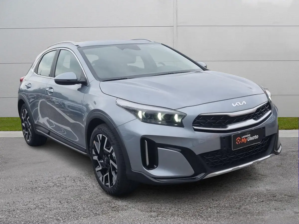Foto 1 Kia XCeed