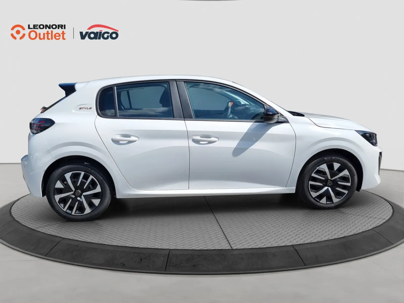 Immagine 6 Peugeot 208
