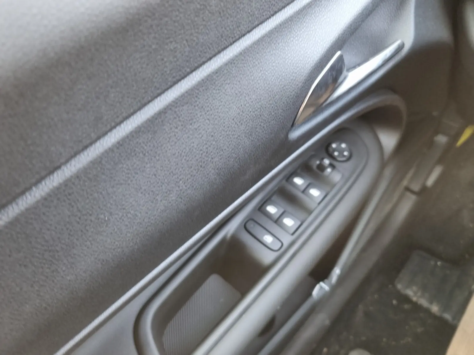 Immagine 17 Jeep Avenger