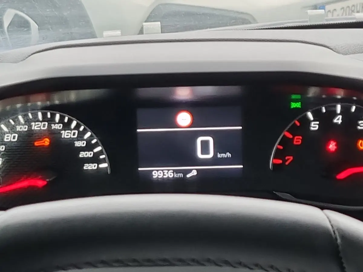 Immagine 12 Peugeot 208