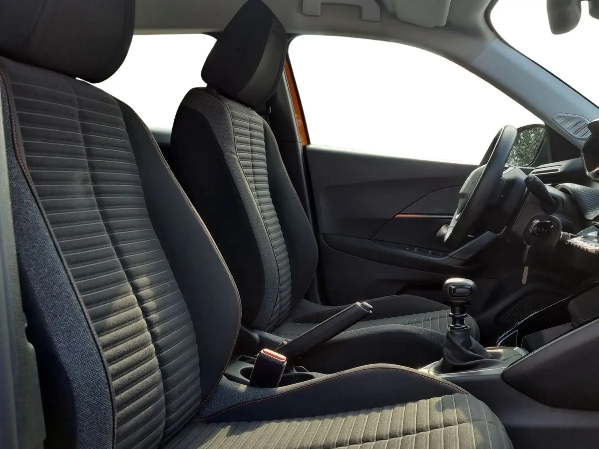 Immagine 15 Peugeot 2008