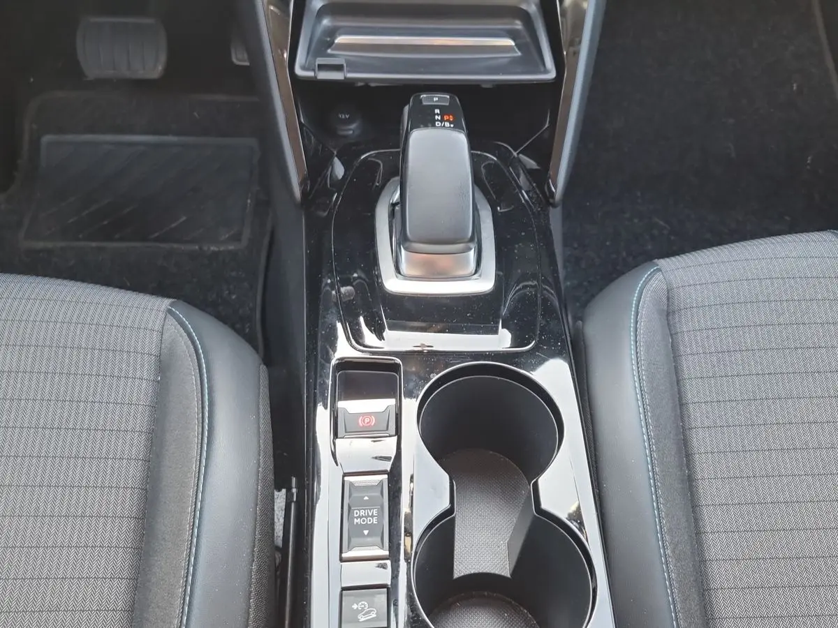 Immagine 11 Peugeot 2008