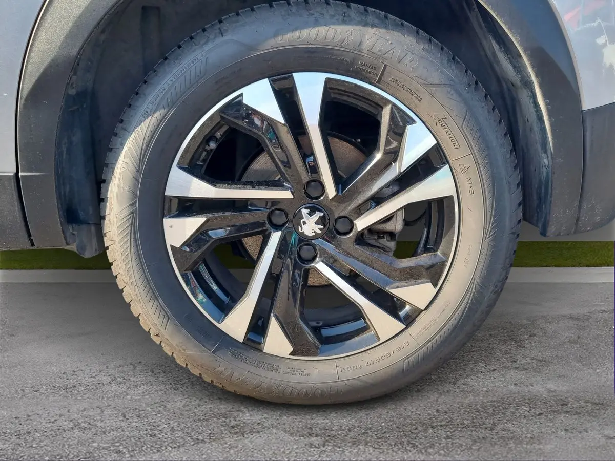 Immagine 8 Peugeot 2008