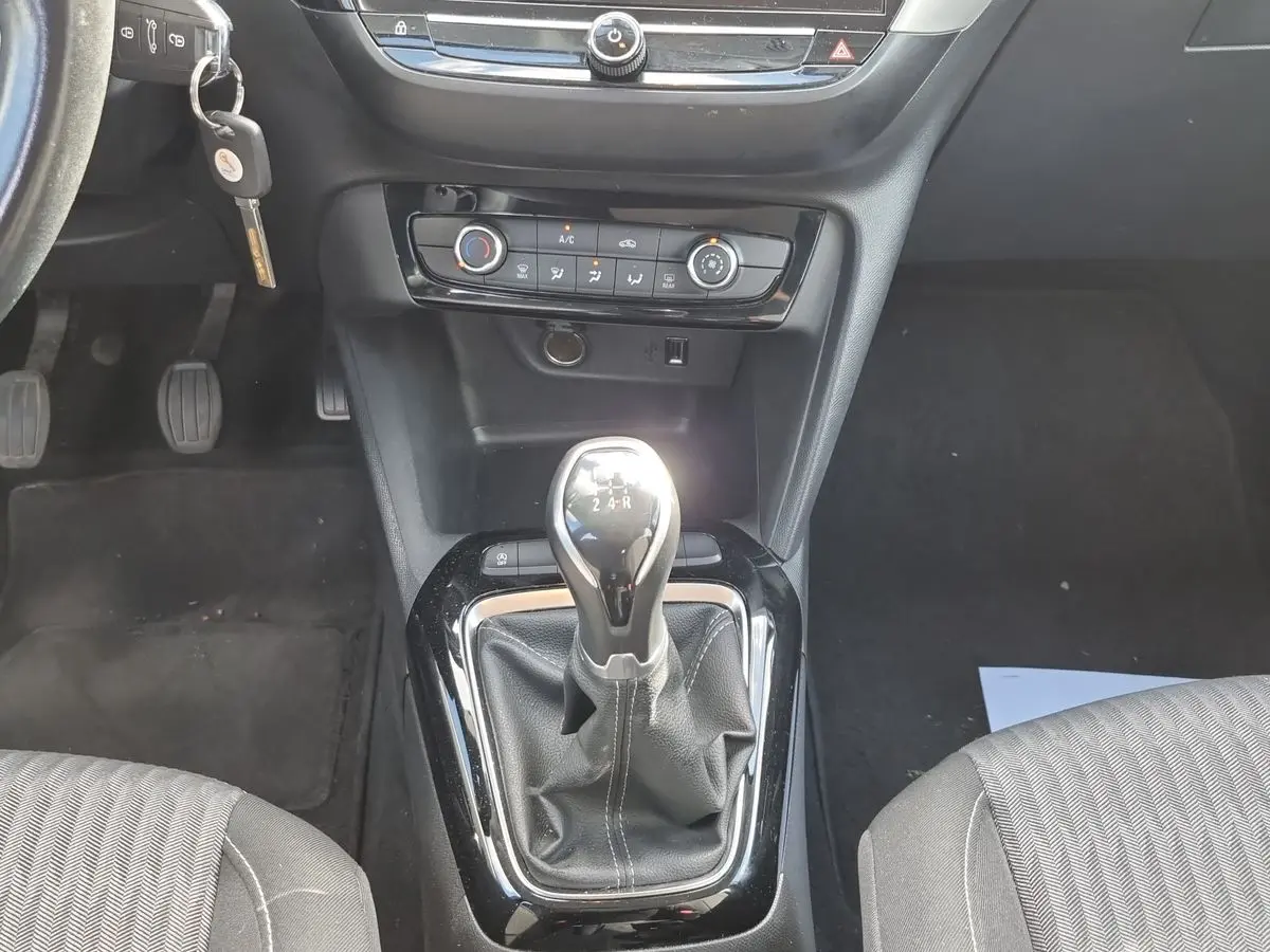 Immagine 11 Opel Corsa 5 porte