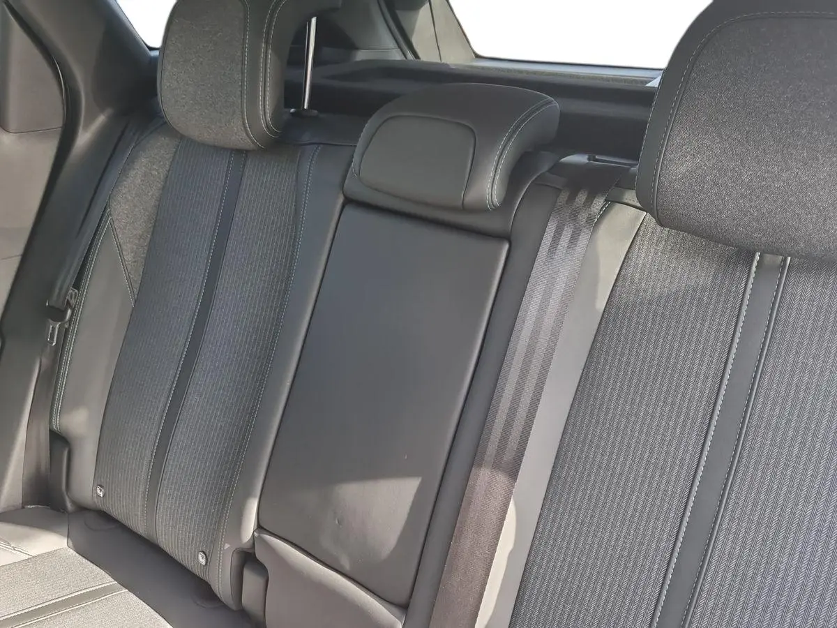 Immagine 13 Peugeot 3008