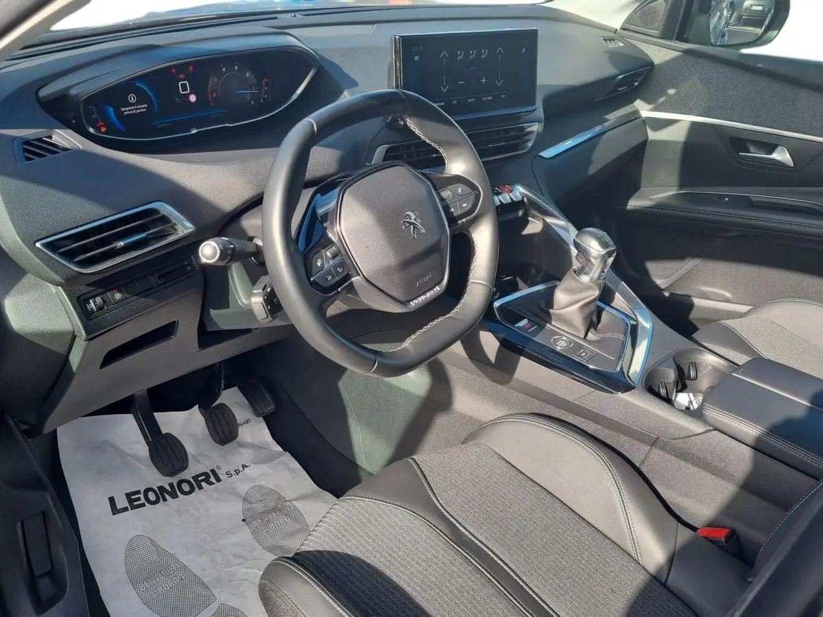Immagine 9 Peugeot 3008