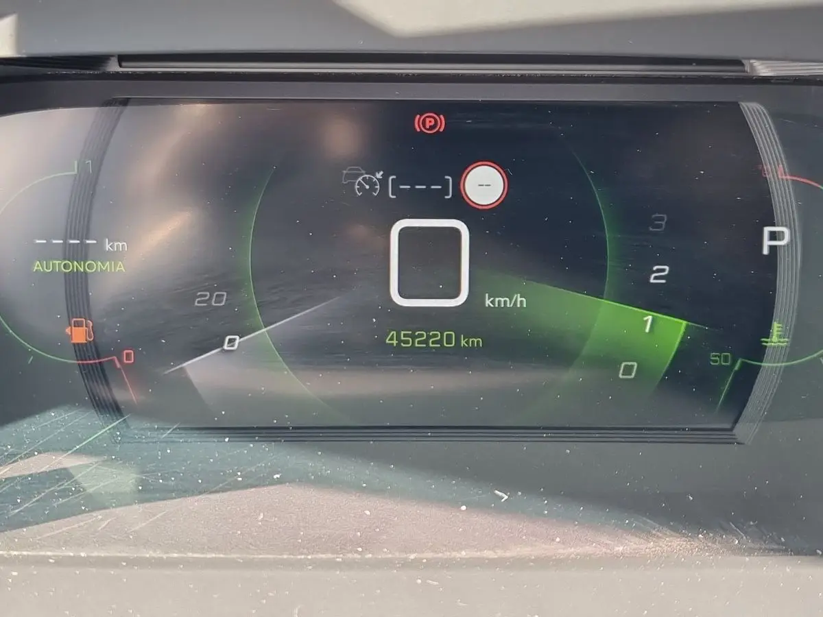 Immagine 12 Peugeot 2008