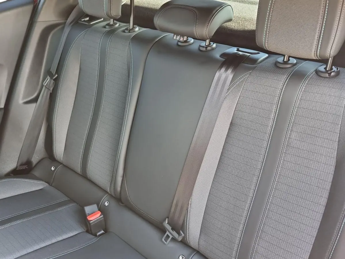 Immagine 13 Peugeot 2008