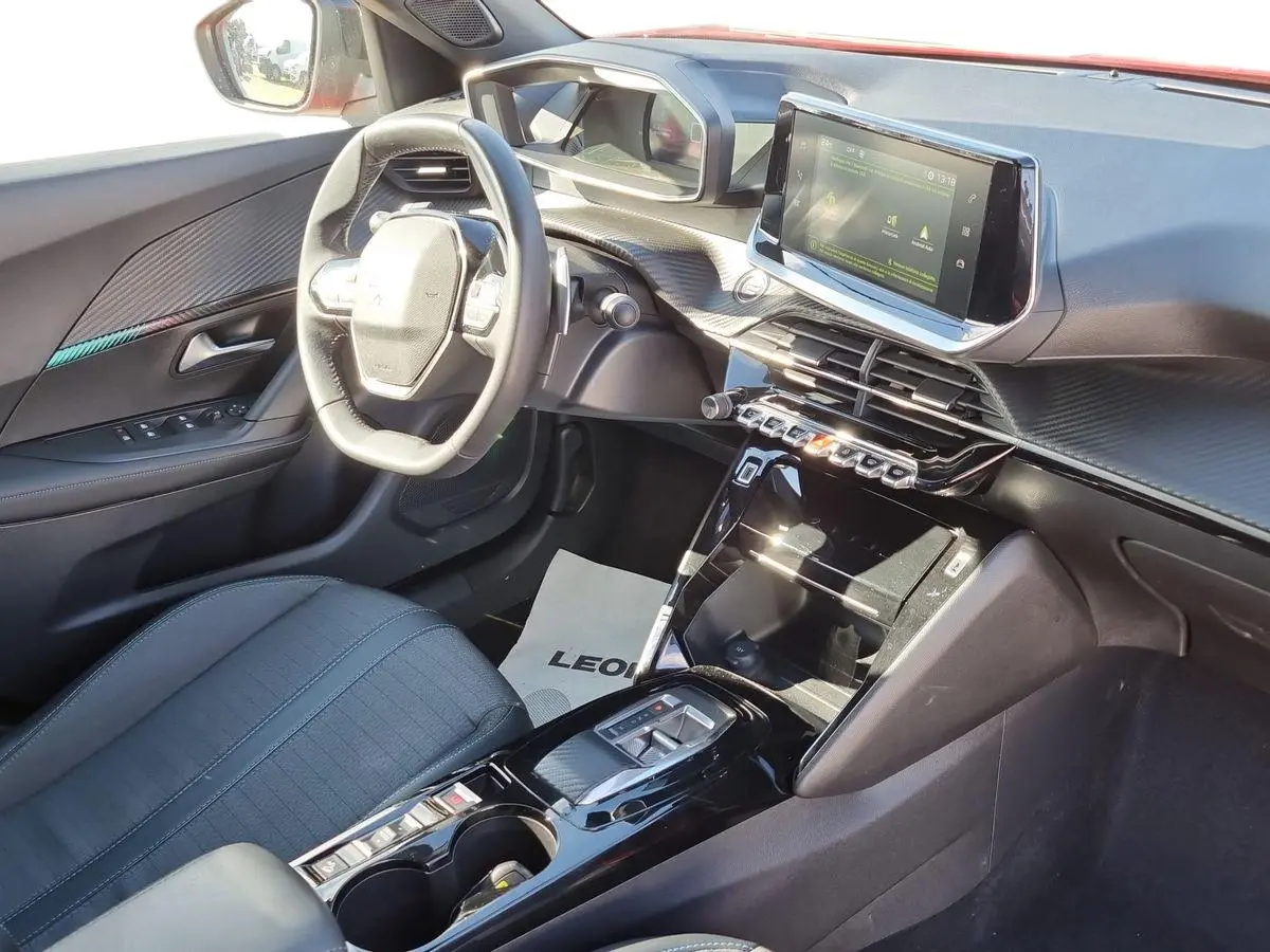 Immagine 14 Peugeot 2008