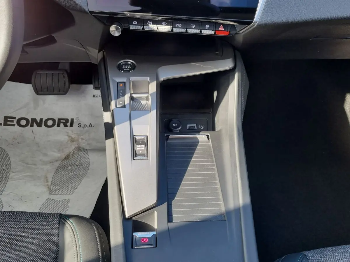 Immagine 11 Peugeot 408