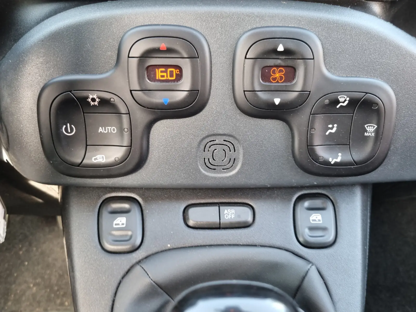 Immagine 18 Fiat Panda Cross