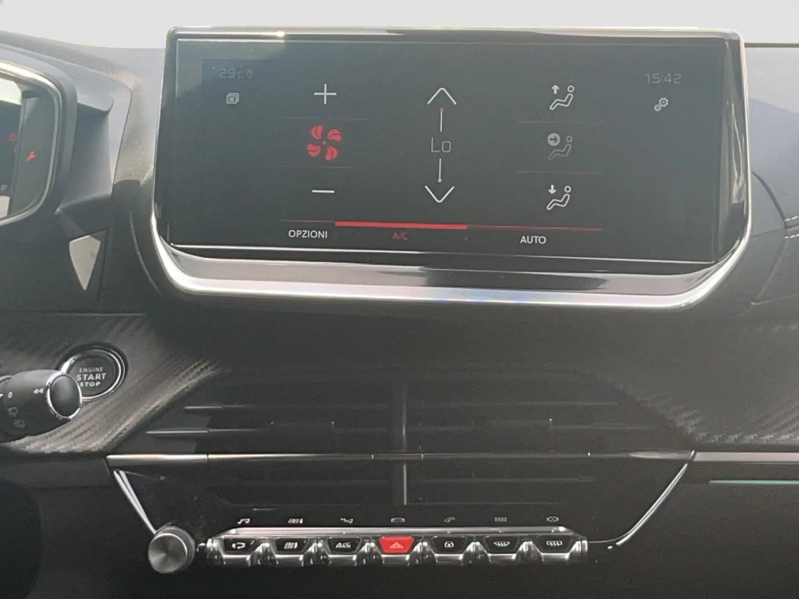 Immagine 15 Peugeot 2008