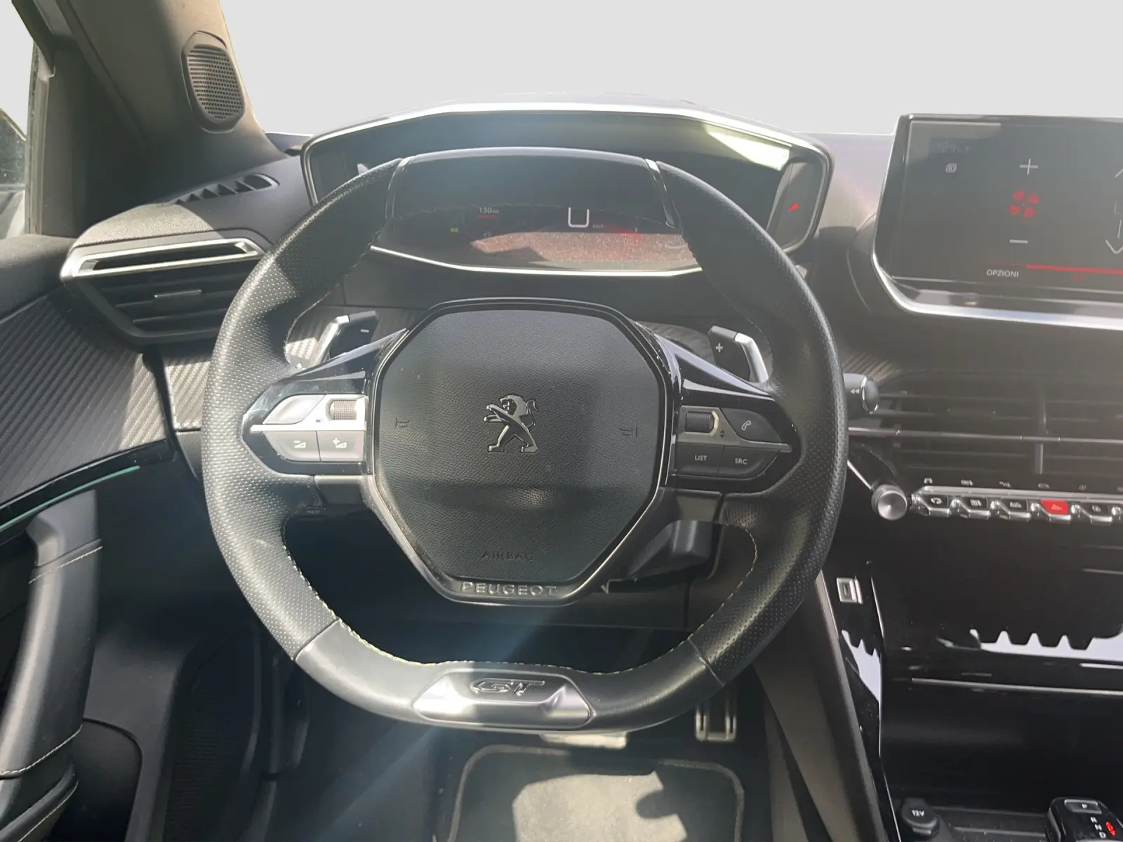 Immagine 16 Peugeot 2008