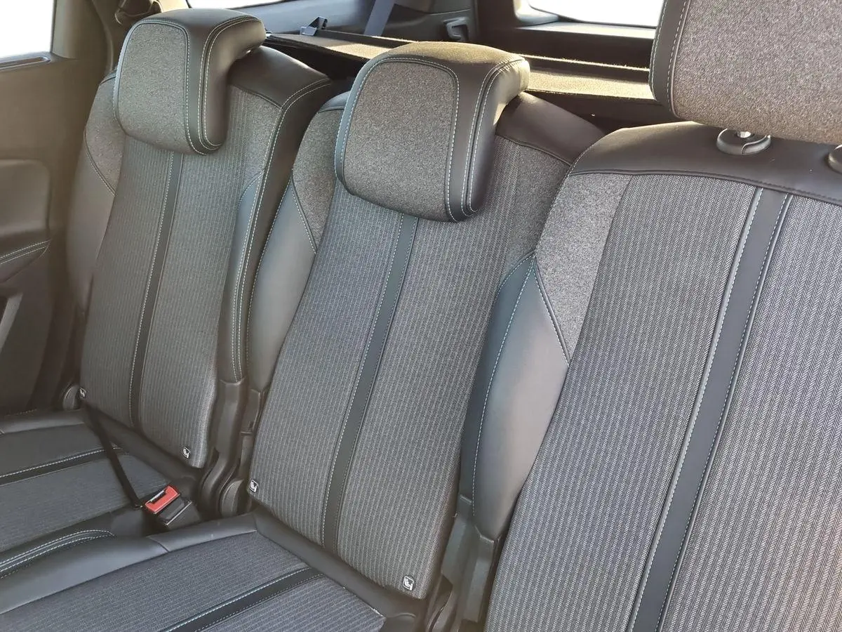 Immagine 13 Peugeot 5008