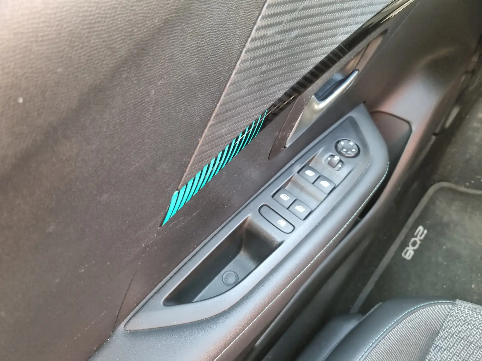 Immagine 17 Peugeot 208