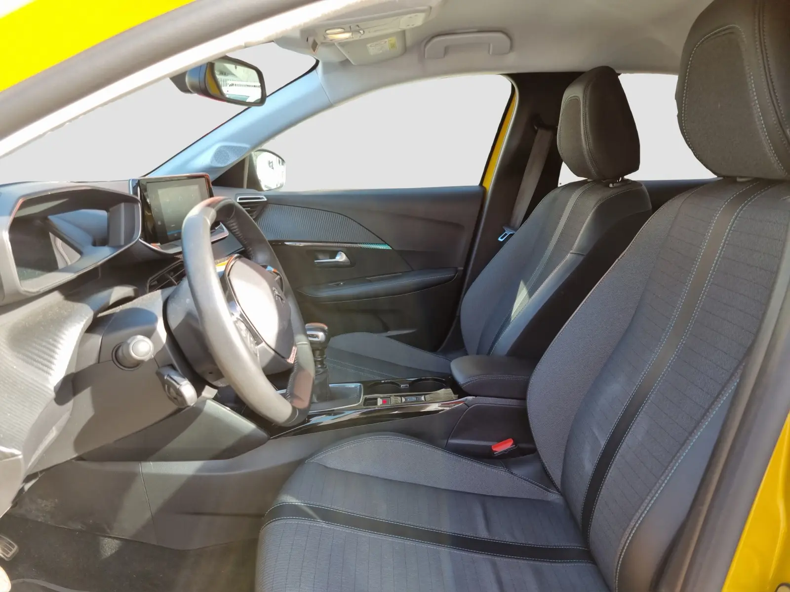 Immagine 9 Peugeot 208