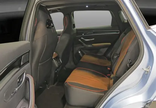 Immagine 8 BYD Seal U DM-i