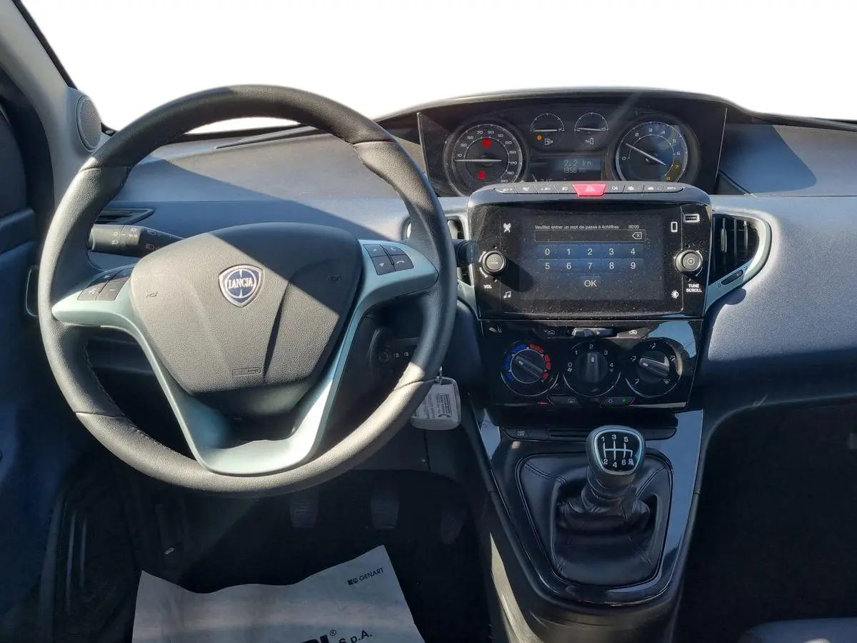 Immagine 10 Lancia Ypsilon