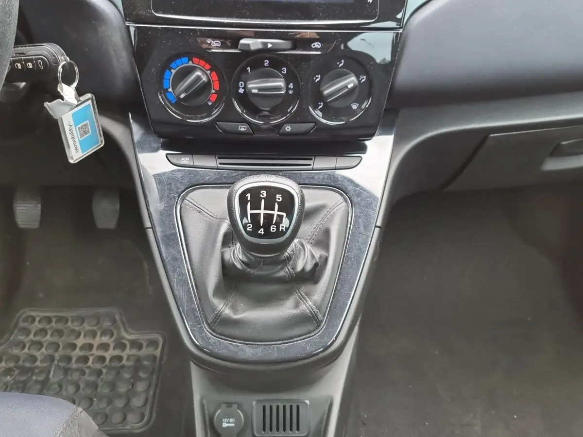 Immagine 11 Lancia Ypsilon