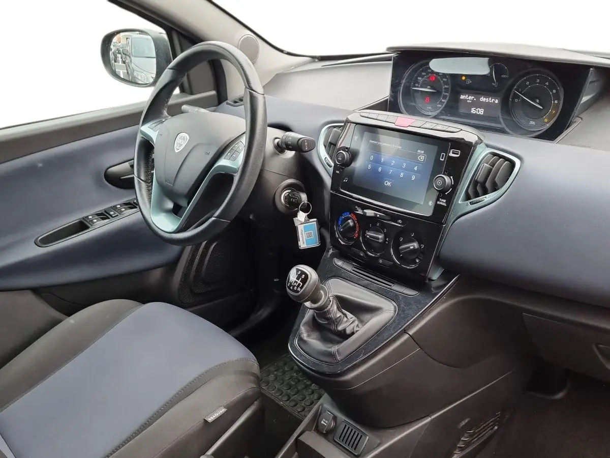 Immagine 14 Lancia Ypsilon