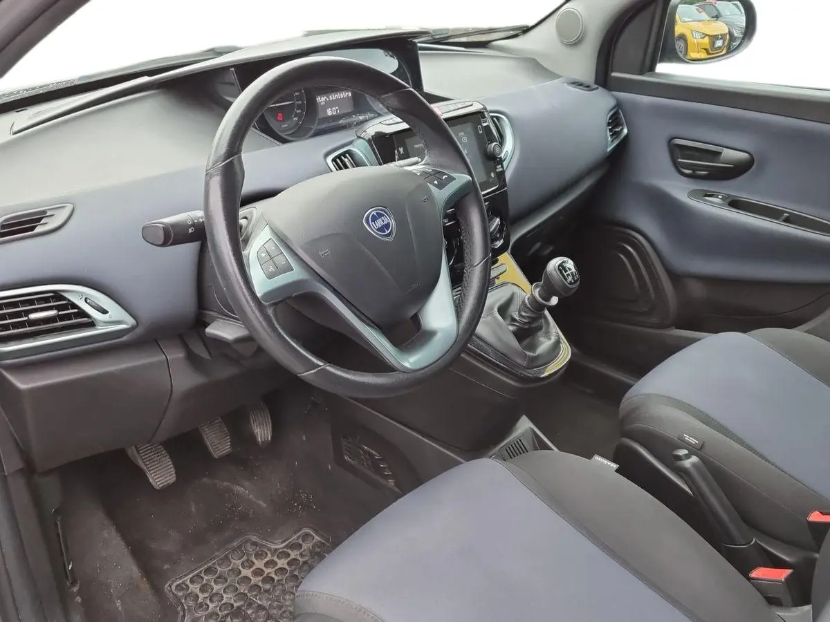 Immagine 9 Lancia Ypsilon