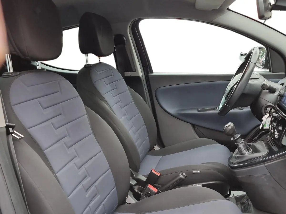 Immagine 15 Lancia Ypsilon