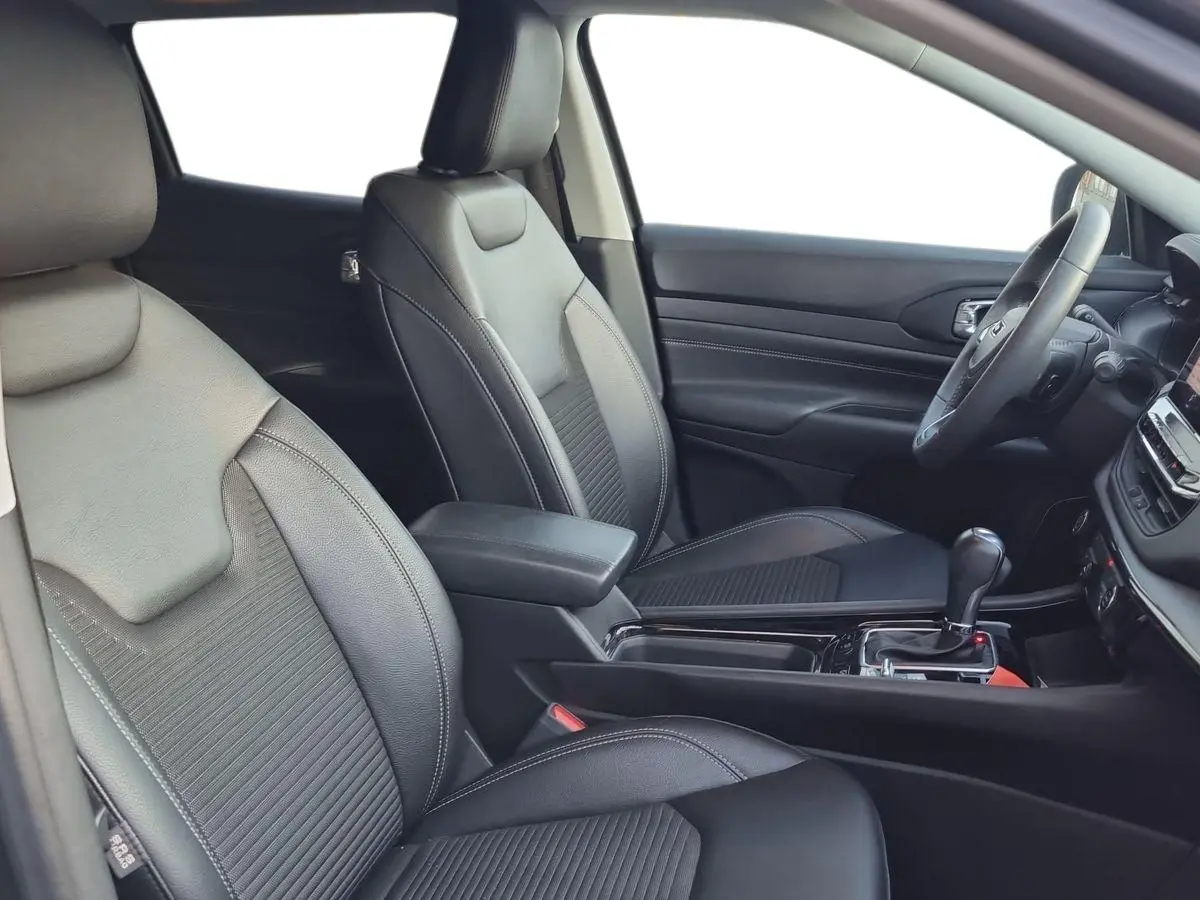 Immagine 15 Jeep Compass